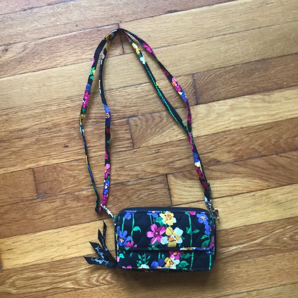 Vera Bradley Handbags - Vera Bradley All in One crossbody/ wristlet